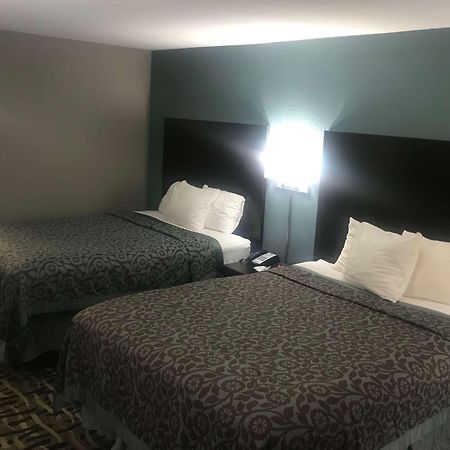 Days Inn & Suites By Wyndham Collierville Germantown Area Bagian luar foto