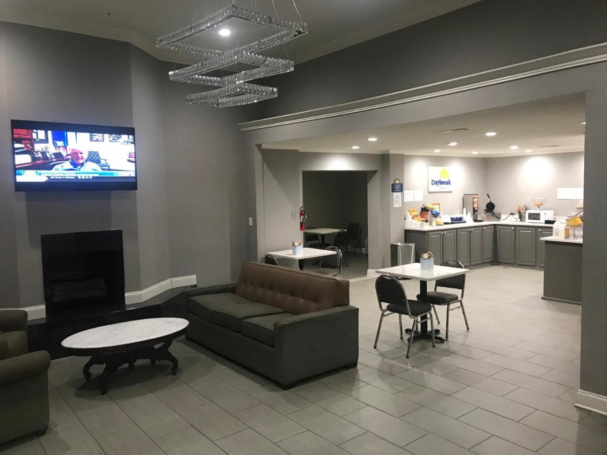 Days Inn & Suites By Wyndham Collierville Germantown Area Bagian luar foto