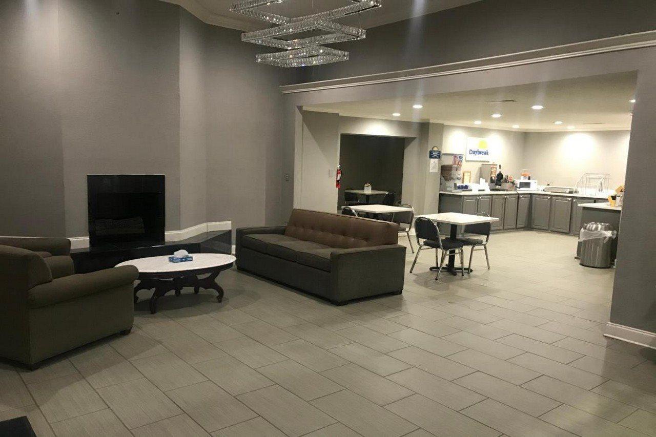 Days Inn & Suites By Wyndham Collierville Germantown Area Bagian luar foto